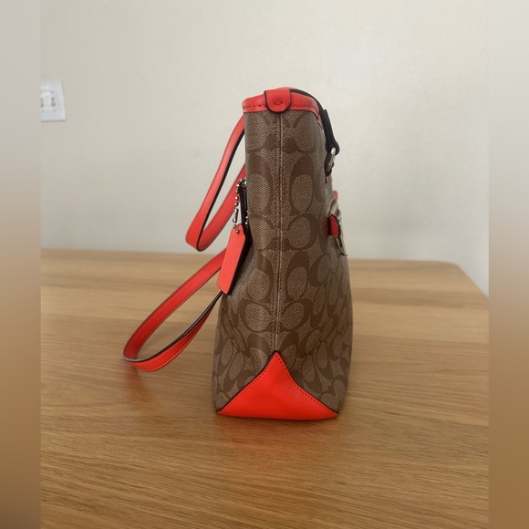 Coach zippy tote bag - Picture 3 of 12